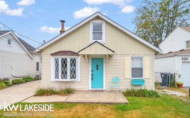 37861 Elm Lane, Harrison Twp, MI 48045