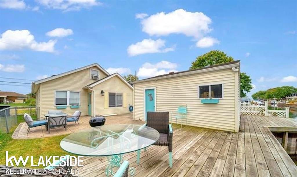 37861 Elm Lane, Harrison Twp, MI 48045