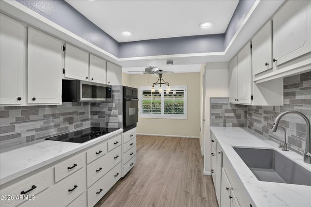 18446 N 104TH Avenue, Sun City, AZ 85373