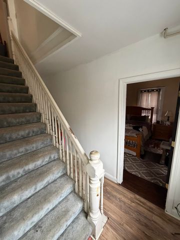 18-20 Elm Street, Derry, NH 03038