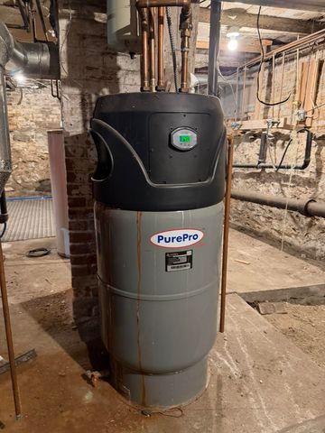 18-20 Elm Street, Derry, NH 03038