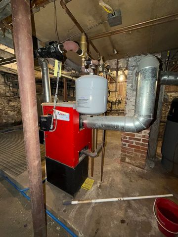 18-20 Elm Street, Derry, NH 03038