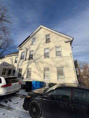18-20 Elm Street, Derry, NH 03038