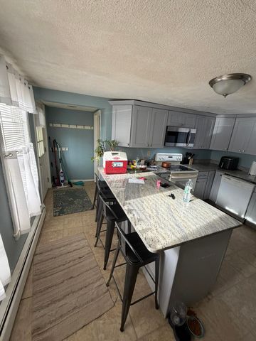 18-20 Elm Street, Derry, NH 03038