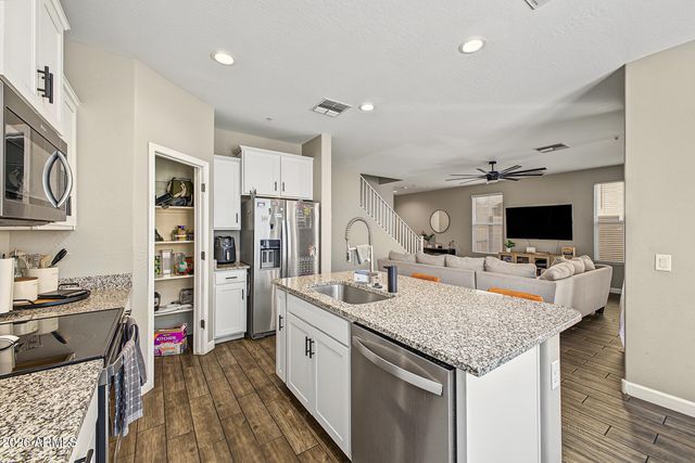 1255 N Arizona Avenue 1122, Chandler, AZ 85225