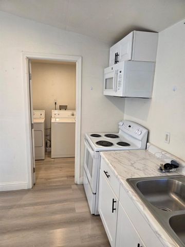 1301 Rene Ave, Sacramento, CA 95838