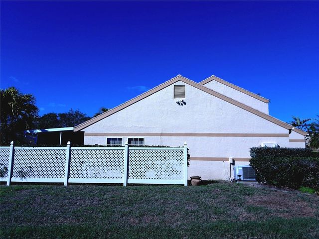 3502 57TH AVE CIR W, Bradenton, FL 34210