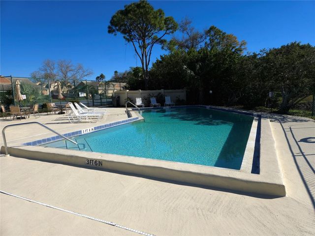 3502 57TH AVE CIR W, Bradenton, FL 34210