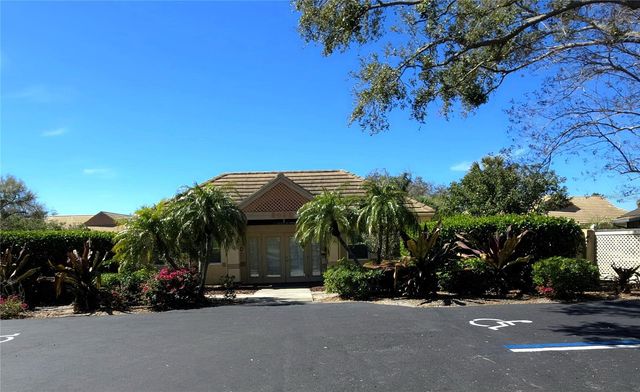 3502 57TH AVE CIR W, Bradenton, FL 34210