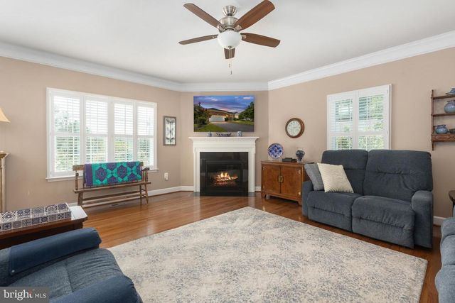10012 HAZELNUT CT, Fredericksburg, VA 22407