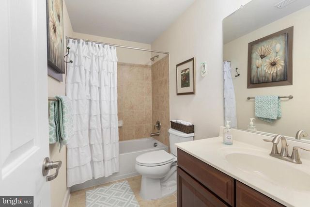 10012 HAZELNUT CT, Fredericksburg, VA 22407