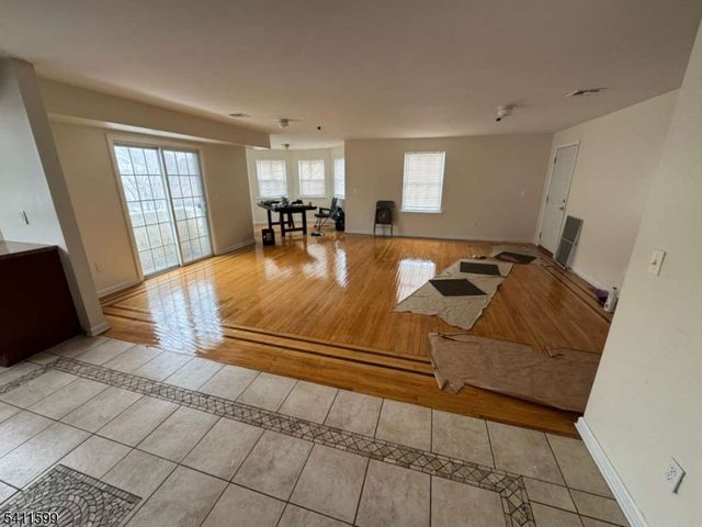 787 Clinton Ave, Newark City, NJ 07108