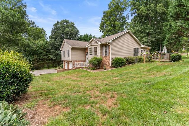 675 Country Club Road, Wilkesboro, NC 28697