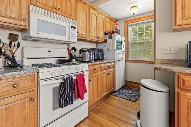 10 Hardwick, Boston, MA 02135
