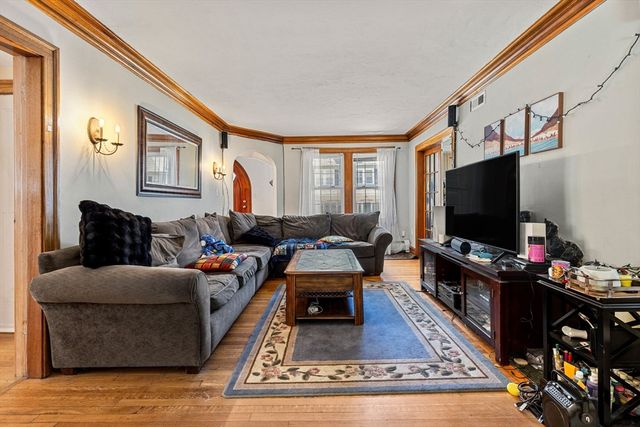 10 Hardwick, Boston, MA 02135