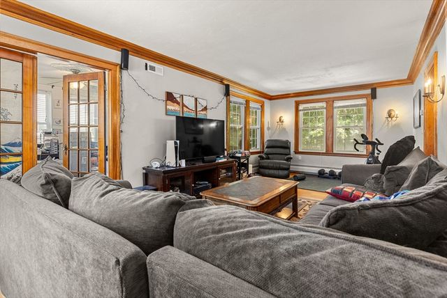10 Hardwick, Boston, MA 02135