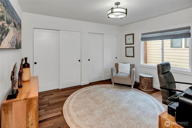 1919 11th Avenue E, Seattle, WA 98102