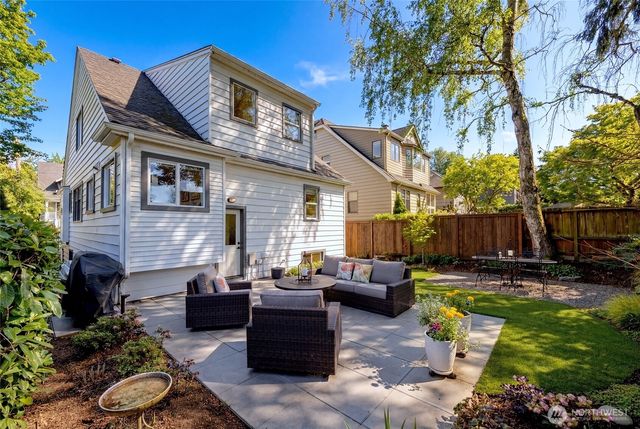 1919 11th Avenue E, Seattle, WA 98102