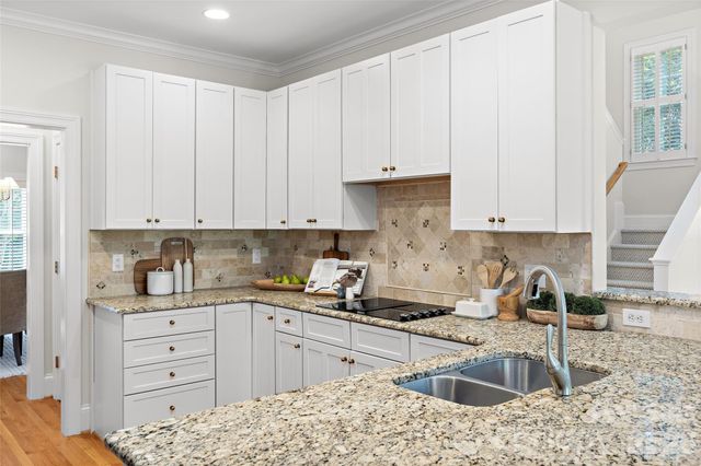 5232 Colony Road, Charlotte, NC 28226