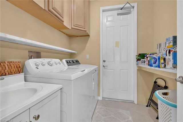 1298 Thompson ST, North Fort Myers, FL 33903