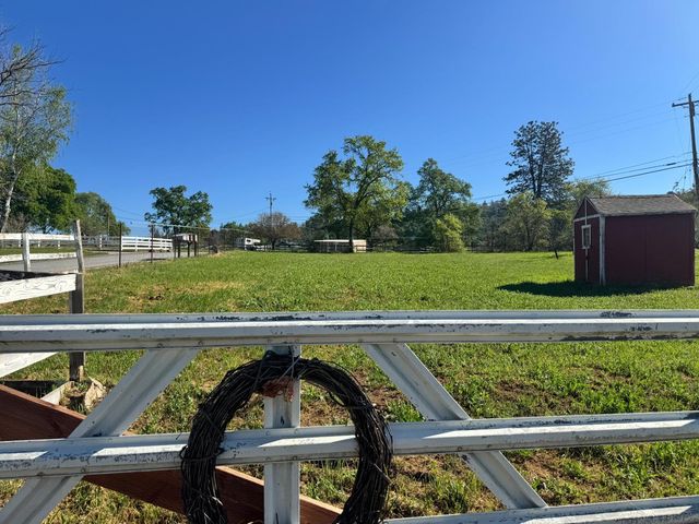 13080 Lone Star Rd, Auburn, CA 95602