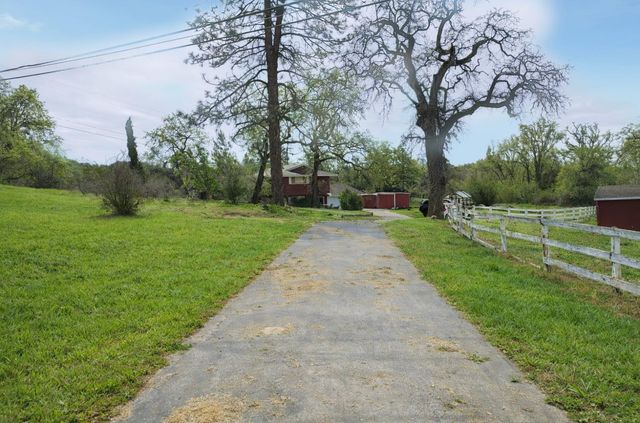 13080 Lone Star Rd, Auburn, CA 95602