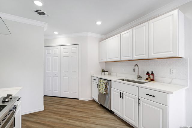 9874 Alexa, San Antonio, TX 78251