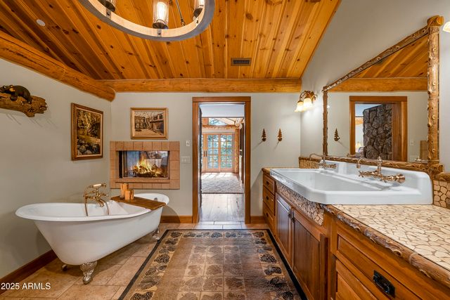 4560 S SADDLE HORN --, Flagstaff, AZ 86005