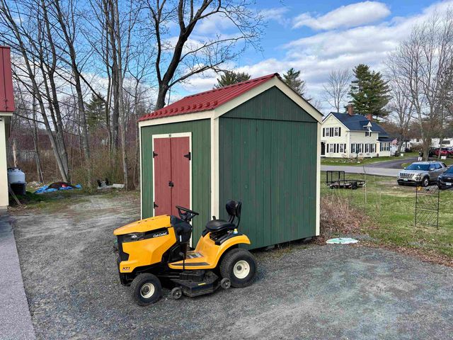 60 Highland Street, Plymouth, NH 03264