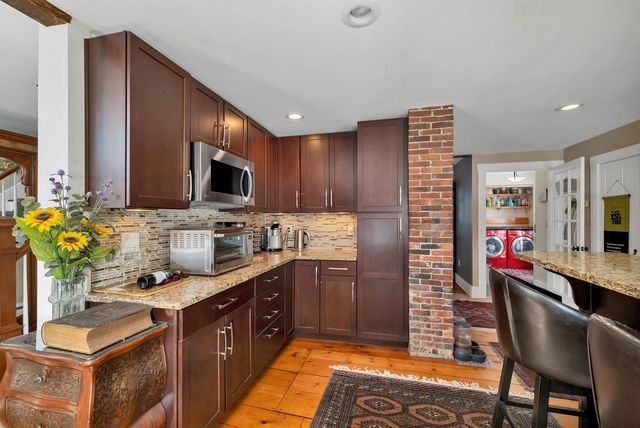 60 Highland Street, Plymouth, NH 03264