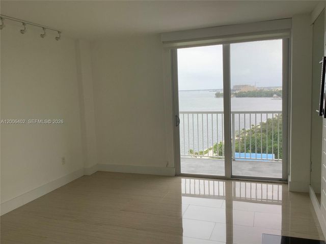 150 SE 25th Rd 14H, Miami, FL 33129