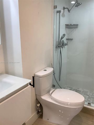 150 SE 25th Rd 14H, Miami, FL 33129