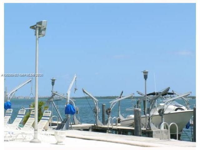 150 SE 25th Rd 14H, Miami, FL 33129