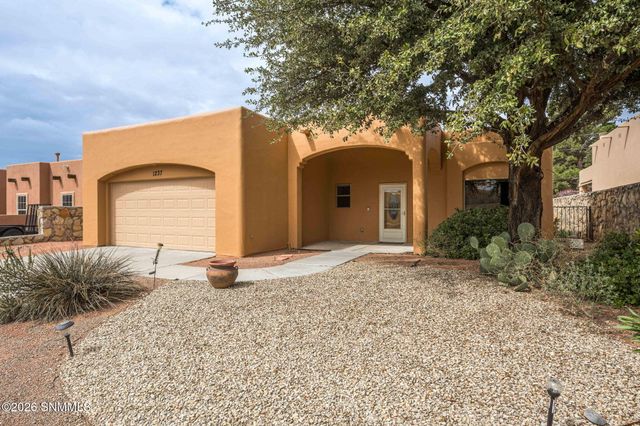 1237 Osage Court, Las Cruces, NM 88005