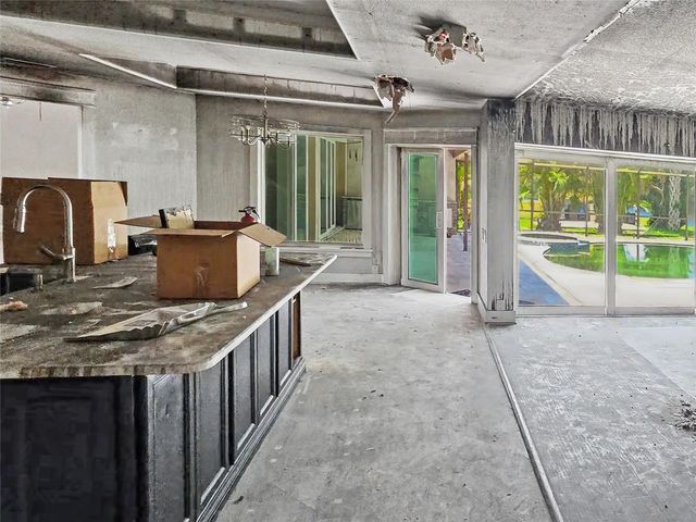 3749 EMBASSY CIRCLE, Palm Harbor, FL 34685