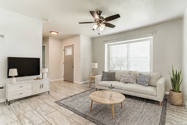 4439 Tropical Dr., San Antonio, TX 78218