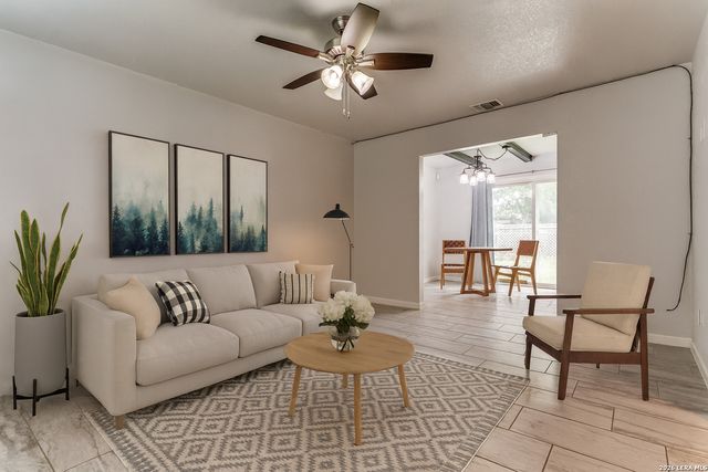 4439 Tropical Dr., San Antonio, TX 78218