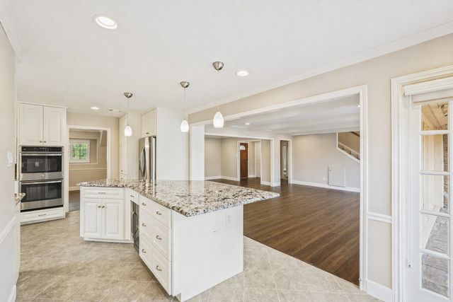 8003 Twin Hills Drive, Houston, TX 77071