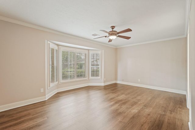 8003 Twin Hills Drive, Houston, TX 77071