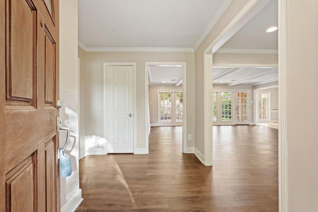 8003 Twin Hills Drive, Houston, TX 77071