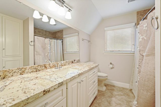 8003 Twin Hills Drive, Houston, TX 77071