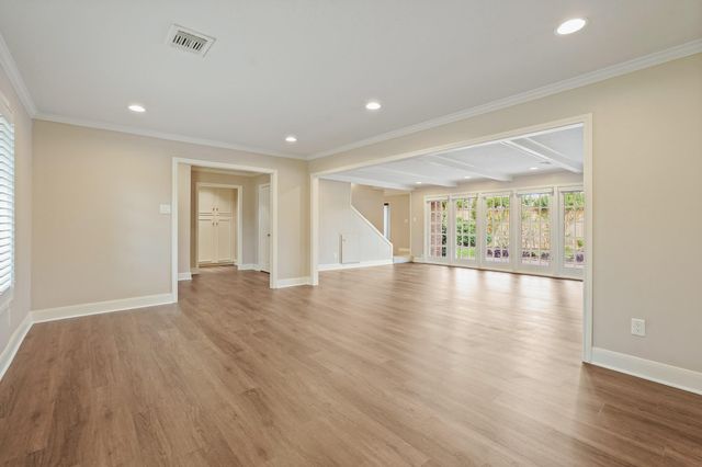 8003 Twin Hills Drive, Houston, TX 77071