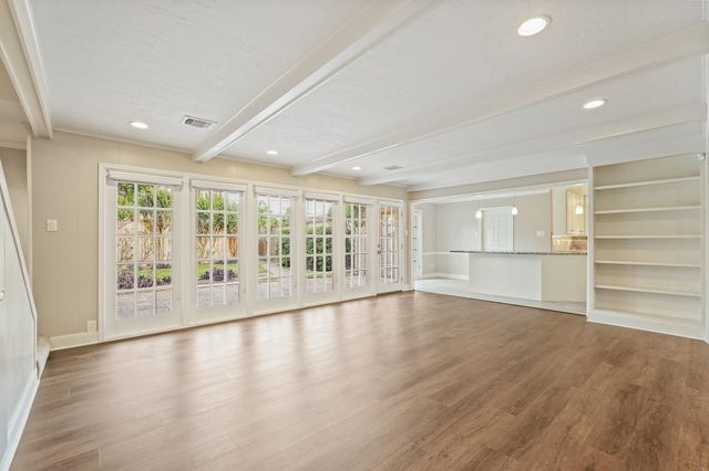 8003 Twin Hills Drive, Houston, TX 77071