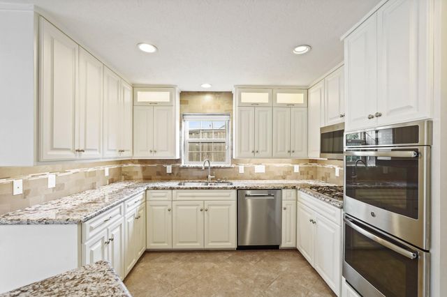 8003 Twin Hills Drive, Houston, TX 77071