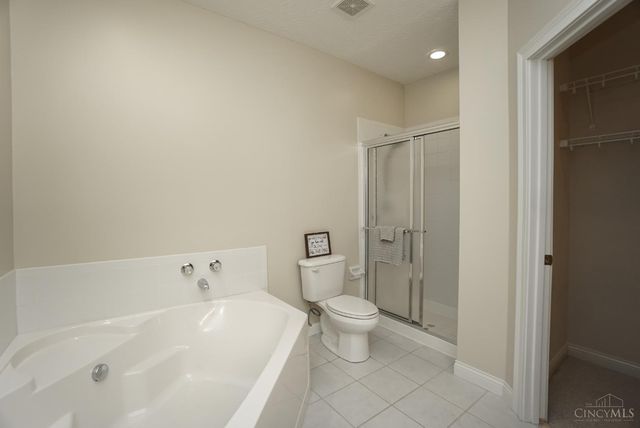 7990 Pinnacle Point Drive, West Chester, OH 45069