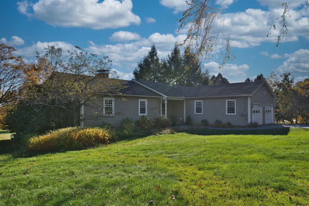 2 Hop Kiln Road, Bow, NH 03304