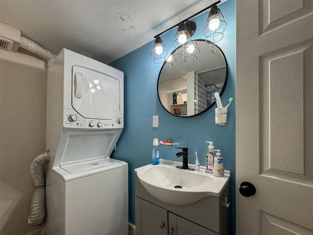 412 14th Street, Galveston, TX 77550