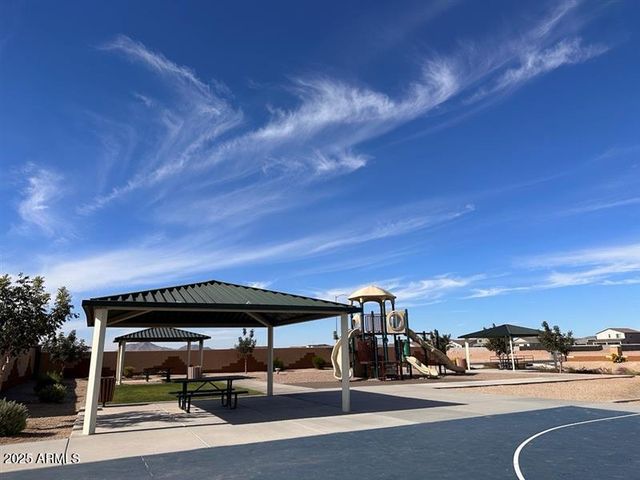 1383 W AZTEC Drive, Coolidge, AZ 85128