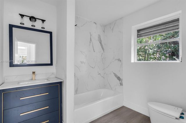 6831 Greene St, Hollywood, FL 33024