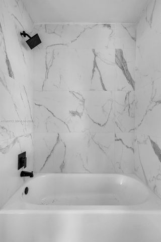 6831 Greene St, Hollywood, FL 33024